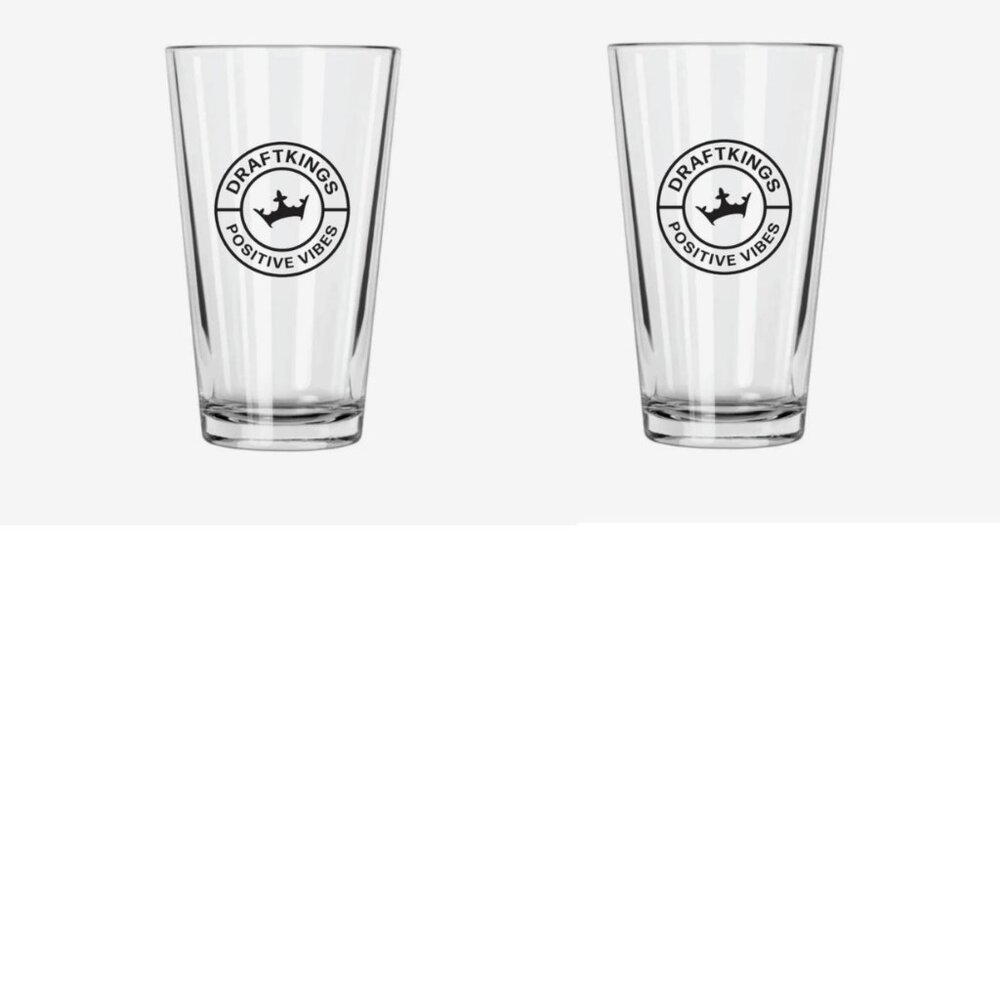 Set of 2 Draftkings Logo Clear 16oz Pint Glasses